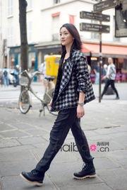 冬装周迅生活照街拍,时尚冬装演绎都市优雅风采