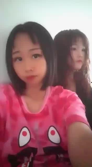 突然的自我网红视频,揭秘“突然的自我”网红视频背后的故事