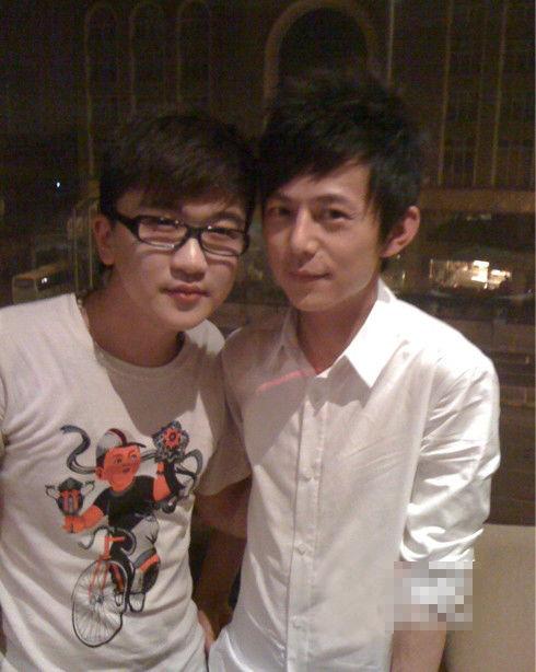 勒东私下生活照,镜头下的真实与温馨